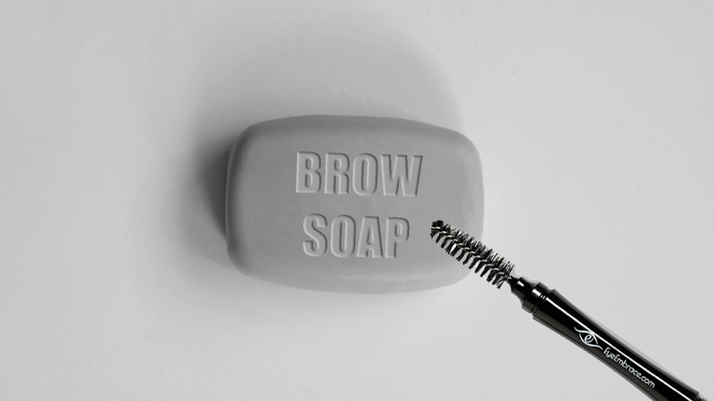 THE BROW SOAP TREND FOR OLDER WOMEN